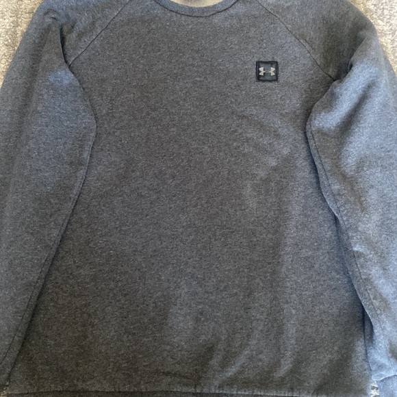 Gray Under Armour sweater - Picture 3 of 3